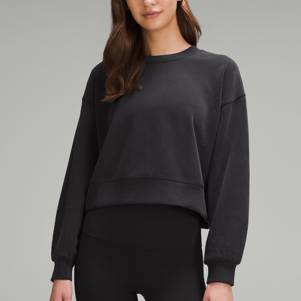 **LIKE NEW** LULULEMON Softstreme Crewneck